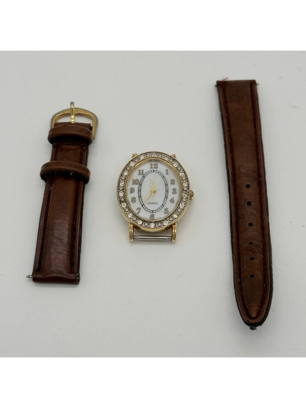 Avon Quartz Mother of Pearl Wrist Watch MOP